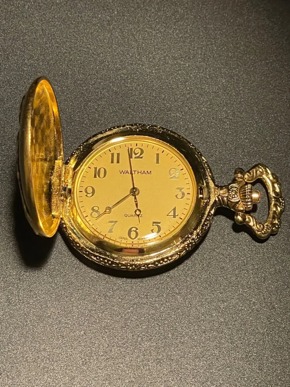 Vintage Waltham Quartz 